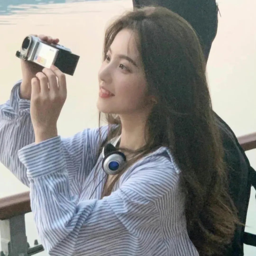 念情女博士